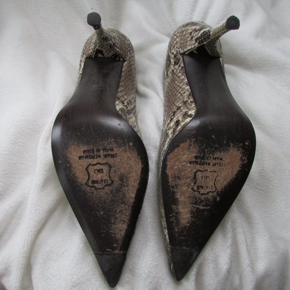 Stuart Weitzman Python Print Pump Heels - Picture 14 of 16